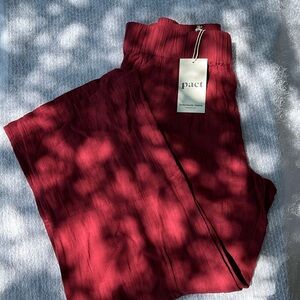 PACT Burgundy Pull-On Pants Cropped Elastic Waistband Women's medium